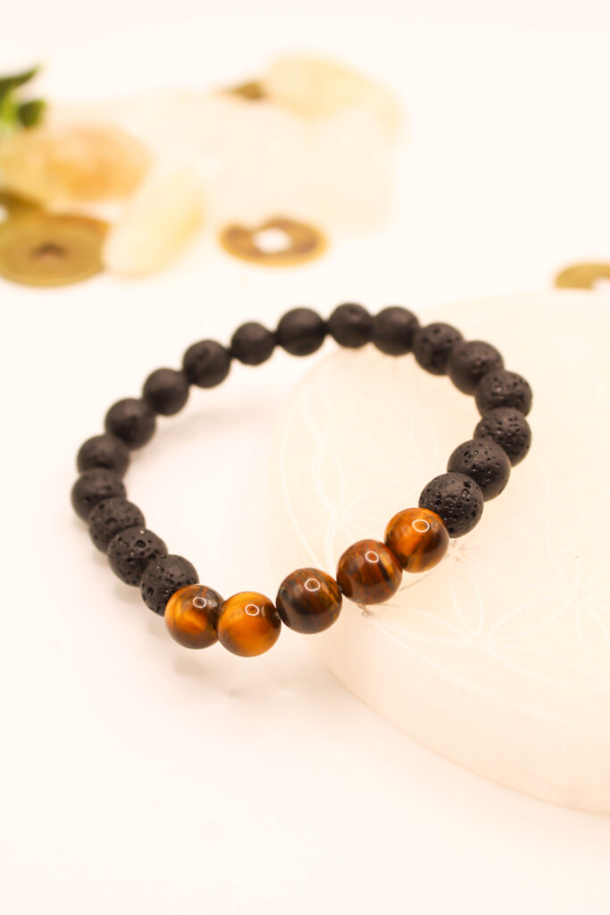 Pulsera de Piedra Volcánica y Ojo de Tigre